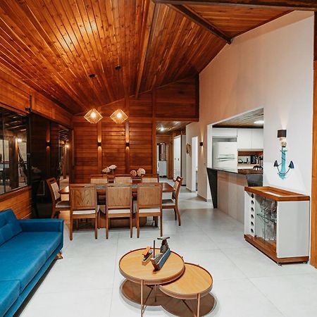 Casadecastelhanos, Quadra Do Mar De Castelhanos, 4 Suites Com Ar, Churrasqueira, Piscina, Hidromassagem, Cozinha Integrada Gourmet Ideal Para Familia E Amigos Anchieta  Eksteriør bilde